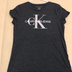 Calvin Klein Women’s shirt